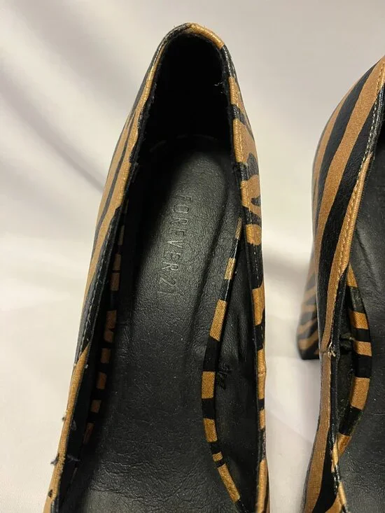 Forever 21 Tiger Print Platform Heels – Size 8 – NWOT - Picture 7 of 16